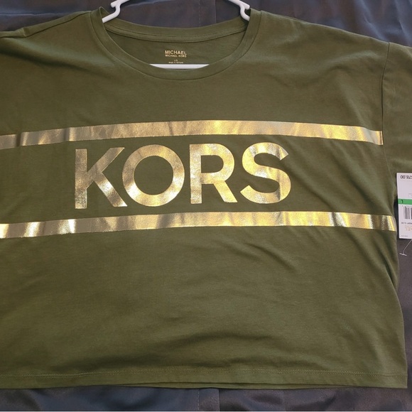 Michael Kors Women’s Smokey Olive Tee with Gold Stripes Size L - Picture 1 of 4